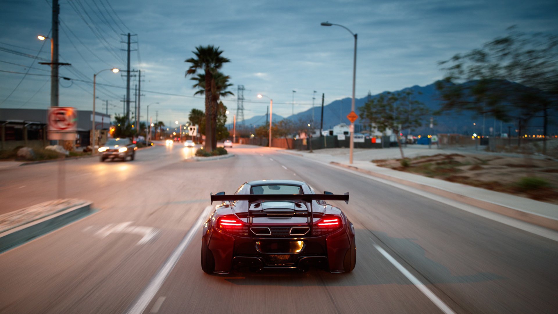 开云官网-世界杯之夜，锡安进攻端无人可挡，新王登基的序曲